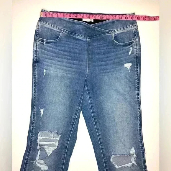 M Jeans By Maurices Women’s Original Fit high Rise Slim boot Size- M - Picture 3 of 10